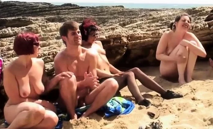 Prowling Panther Beach - Public amateur nudity