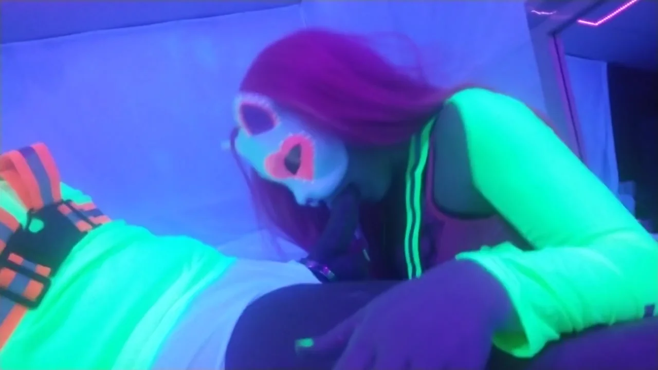 Sexyneonkitty Short Clip Sloppy Blowjob Night 3 Live