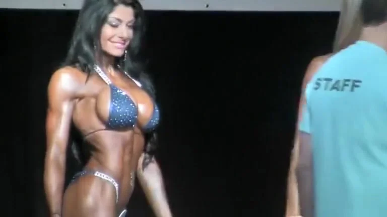 Fit babes put their bodies on display in bikinis