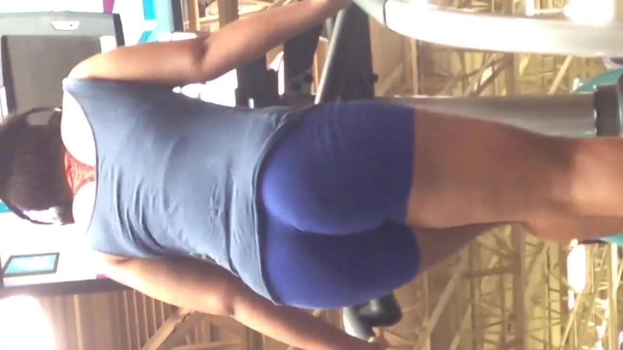 Beautiful light black skin booty!!! Vid 1