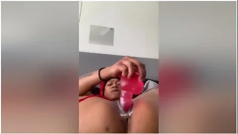 Playing With My Pretty Pussy Until I Squirt And