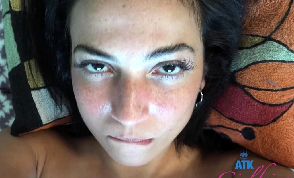 Mira Luv's Steamy POV Creampie Adventure with Sultry