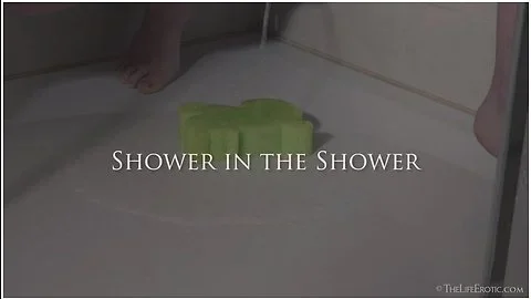 Shower In The Shower 2 - Elizabeth L