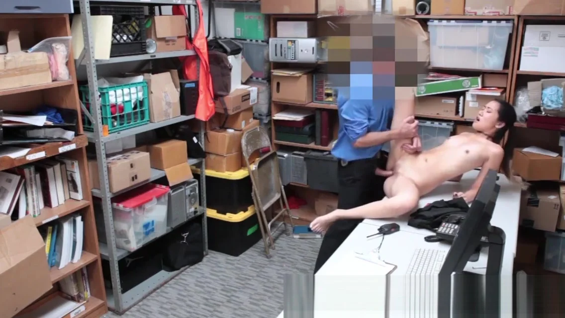 teen 18+ asian shoplifter cum