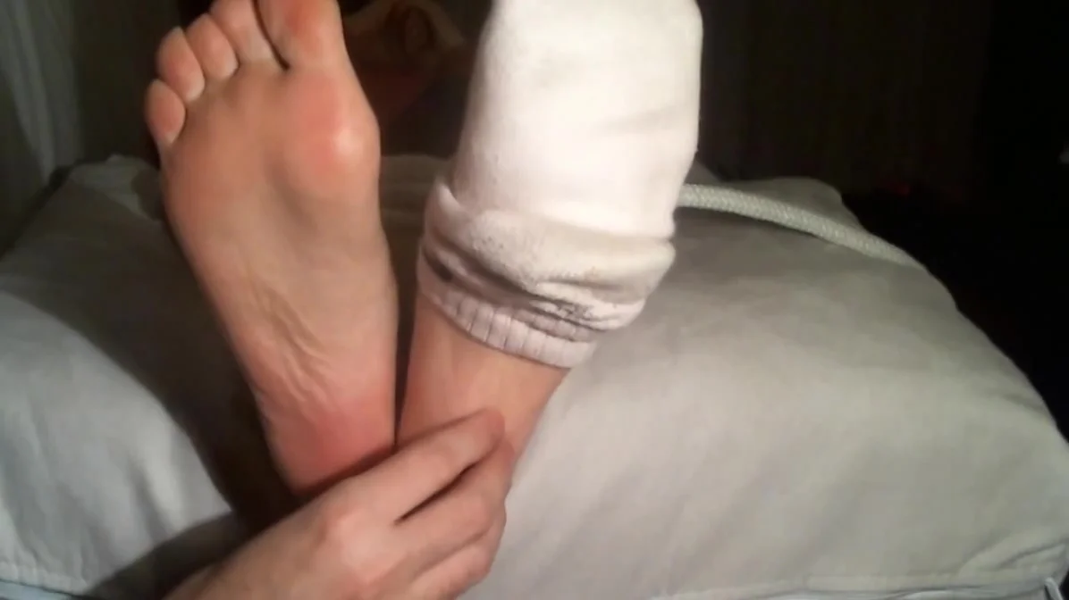 Feet tickling in socks Princess Jasmine