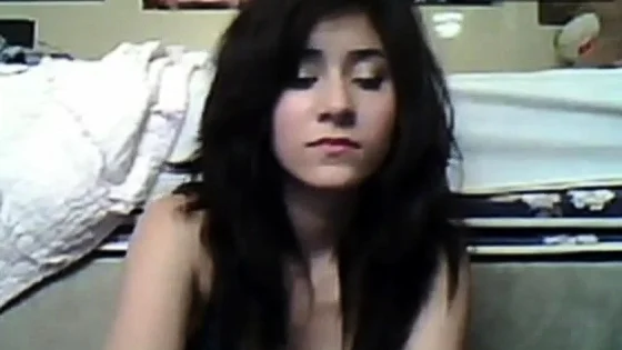 Cute girl show her sexy ass on chatroulette