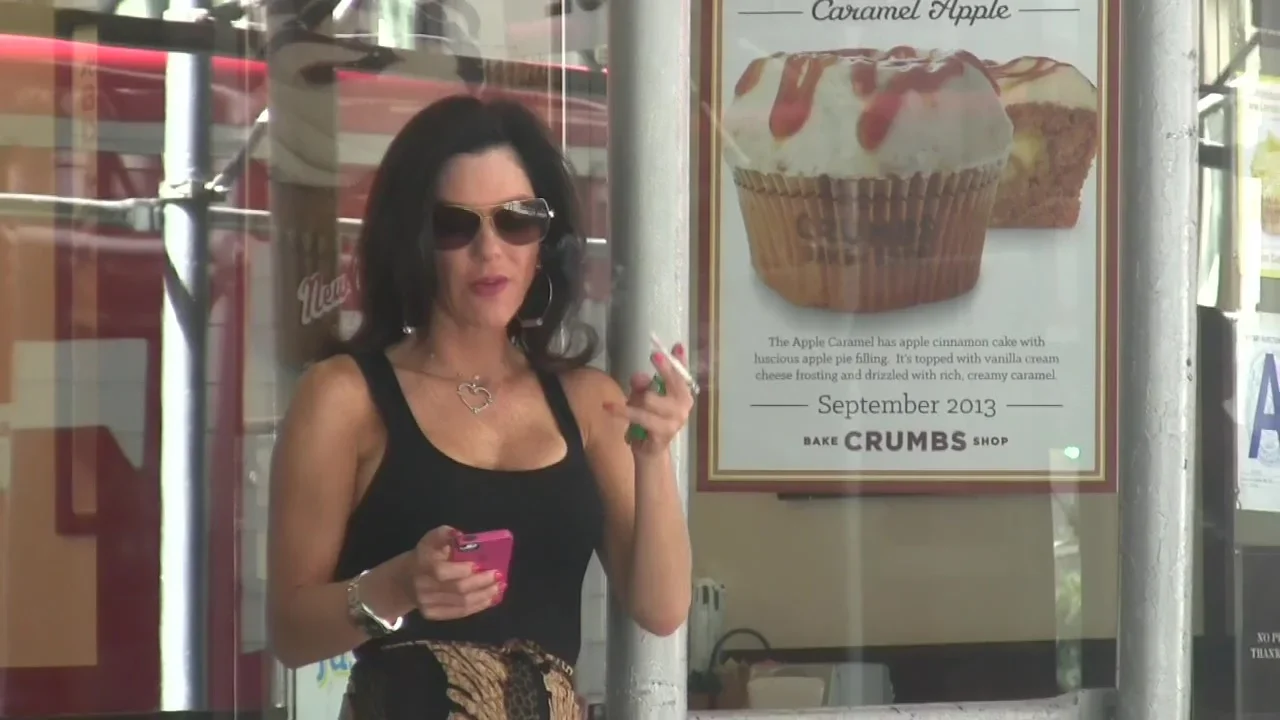 Mature MILF w Nice Tits