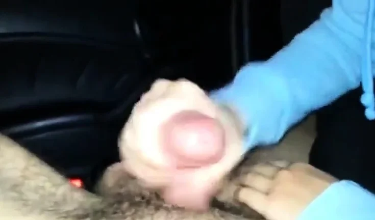 Car blowjob but slut won't let me cum in her fucking mouth