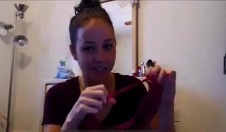 Amateur Striptease with a Funny Twist