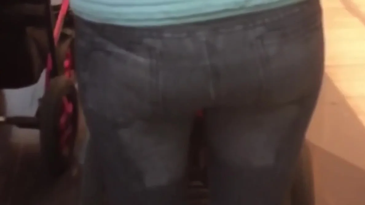 Young Step mom with nice ass