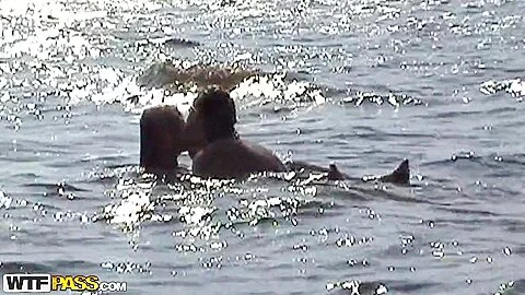 Angelina in amateur hot chick gets fucked in a public park