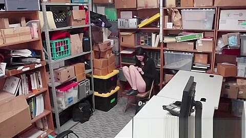 Real teen 18+ thief gets cum after sucking mall cops dick