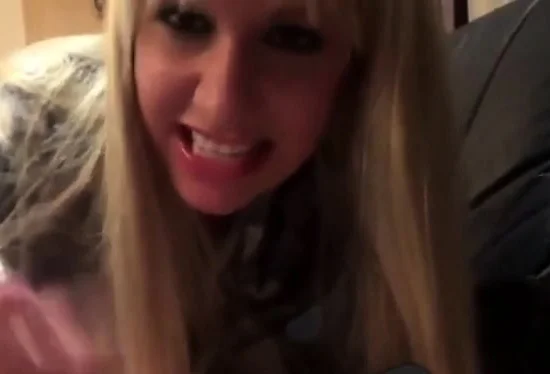 Versauter deutscher Amateur-Handjob