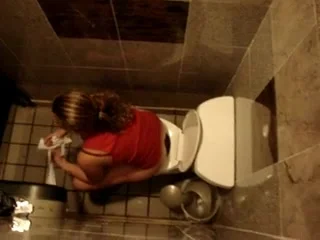 Arab College Friend Spying when Toilet in LONDON unv