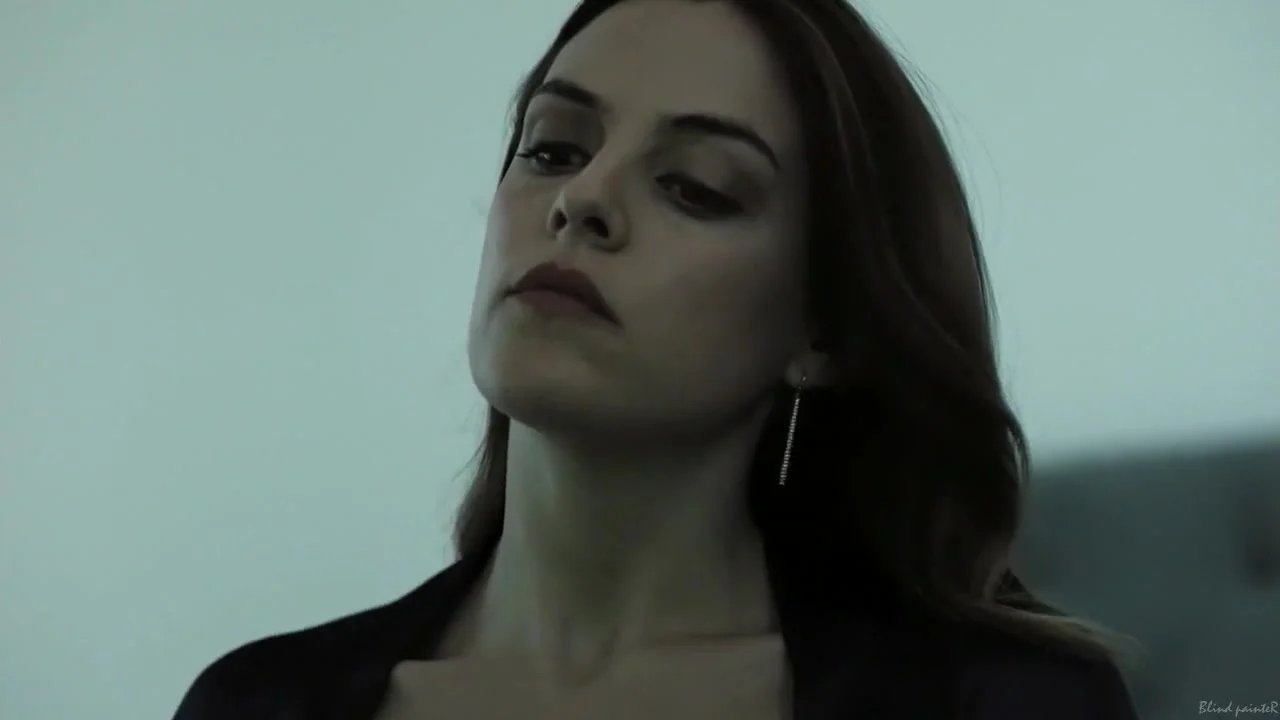The Girlfriend Experience S01E11-12 (2016) Riley Keough