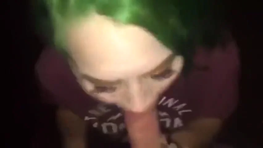 Amateur teen 18+ Slut with Green Hair Sucking and Fucking outside