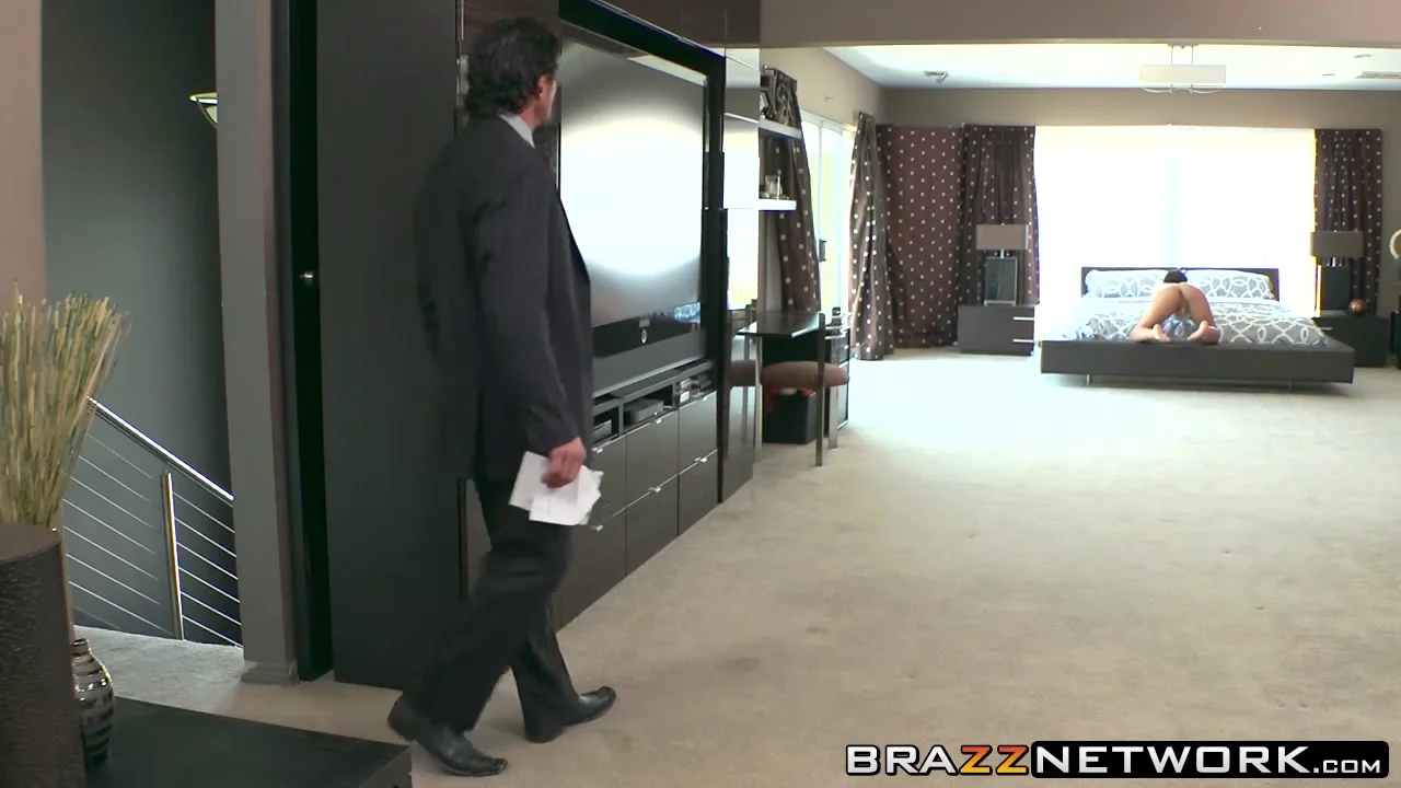 Big ass brunette Amara Romani hammered by big dick boss