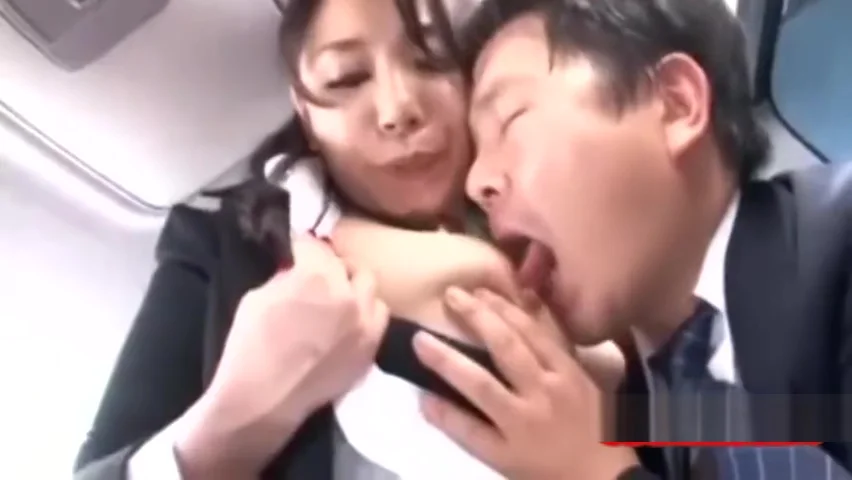 Office Lady Sucking Guy Cum To Mouth Swallowing In The Car