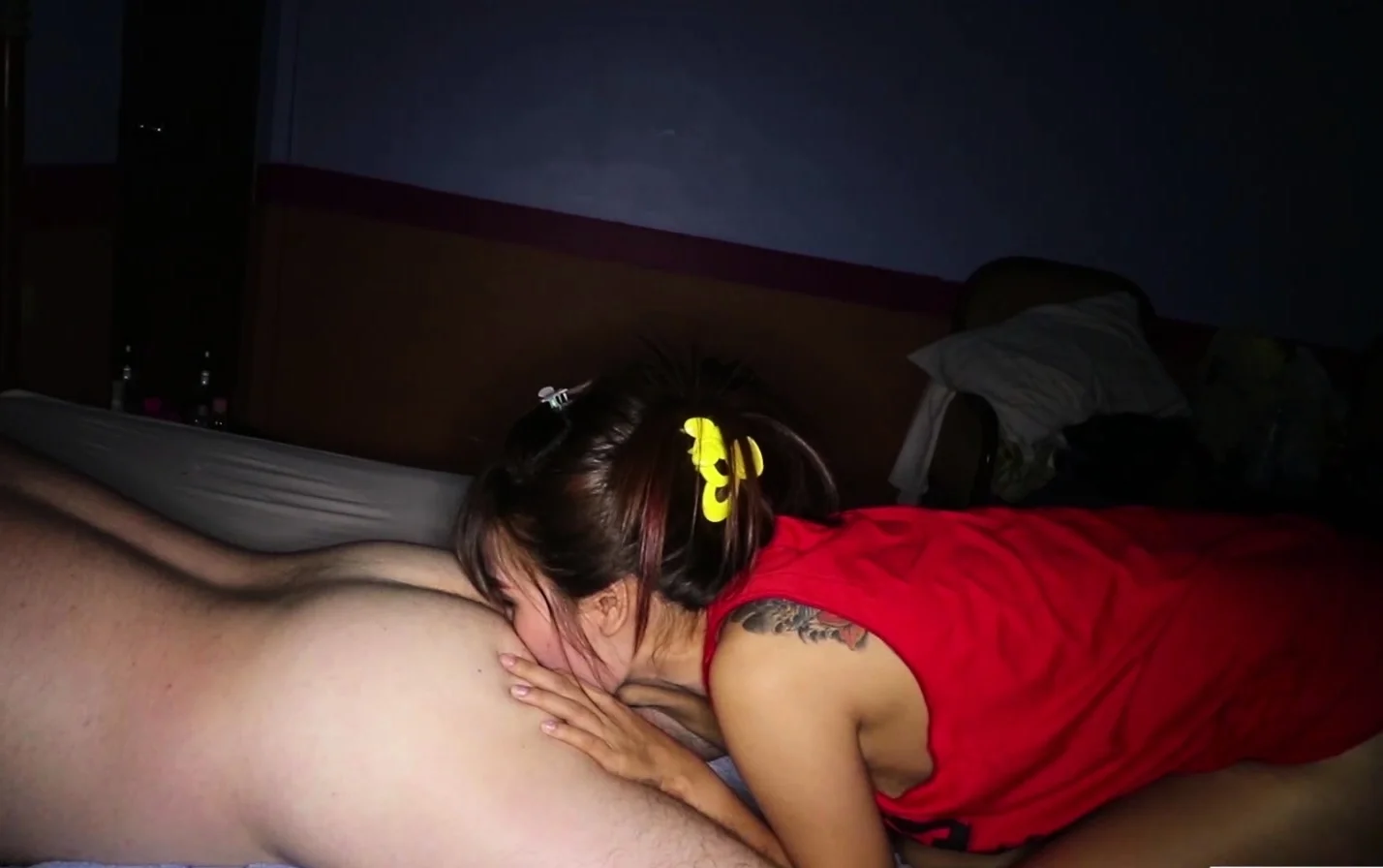 Petite amateur Thai massage teen fucked
