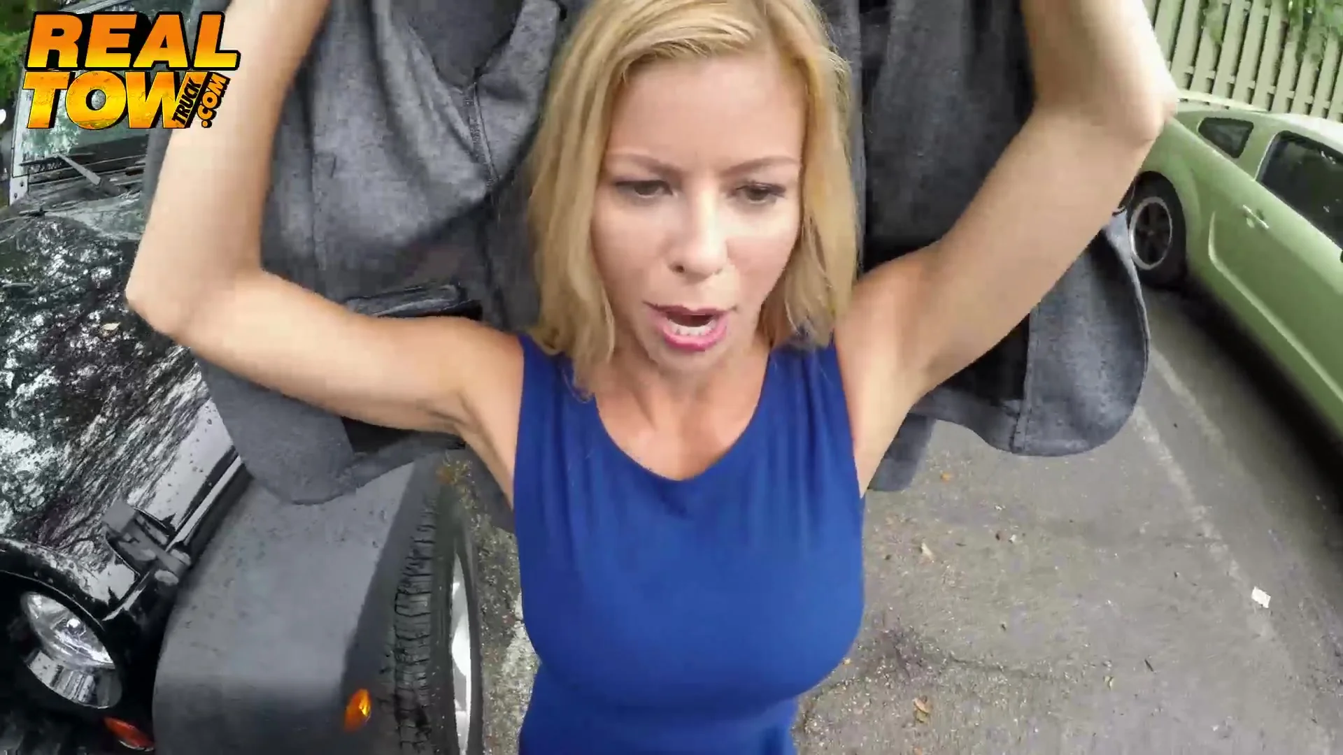 Stunning busty MILF Alexis Fawx gets fucked in the tow truck
