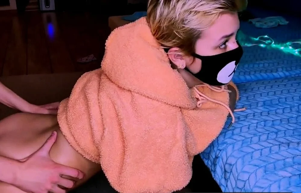 Gentle homemade teen sex
