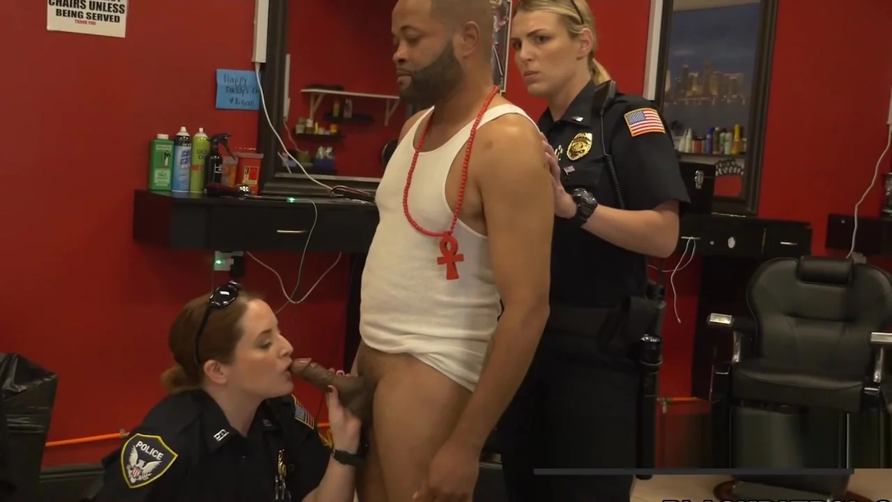 Barbershop gets steamed up once milf cops make suspect drill them
