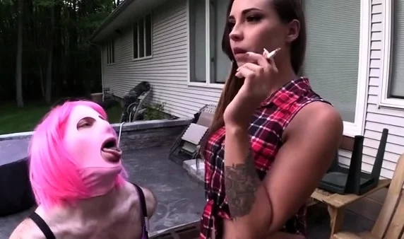 Sasha’s Sissy Ash Tray
