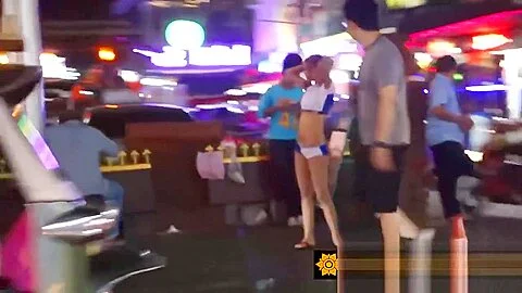 Flawless asian with big milk jugs giving perfect head