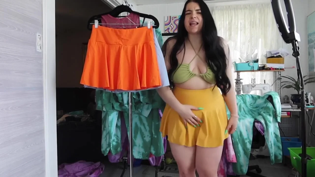 Chubby Chick Mini Skirt Try On Haul Youtuber Gone Wild