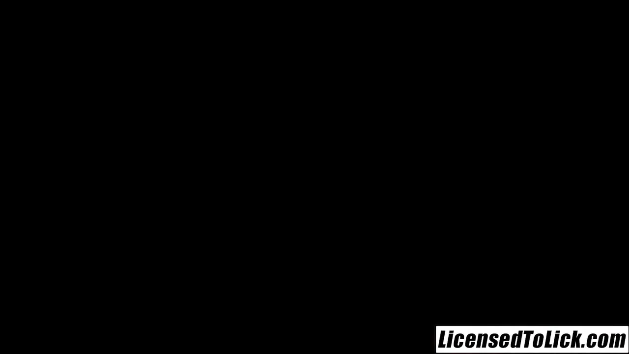 LICENSED TO LICK - Shyla Ryder Stepsis Sex Rilynn Rae