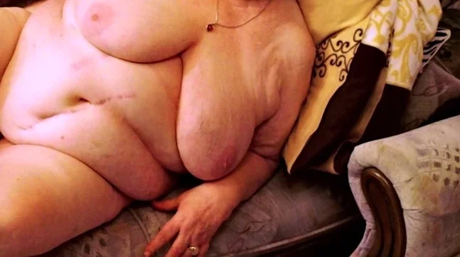 OMAGEIL Granny Mature Ladies Are Wild In These Pictures