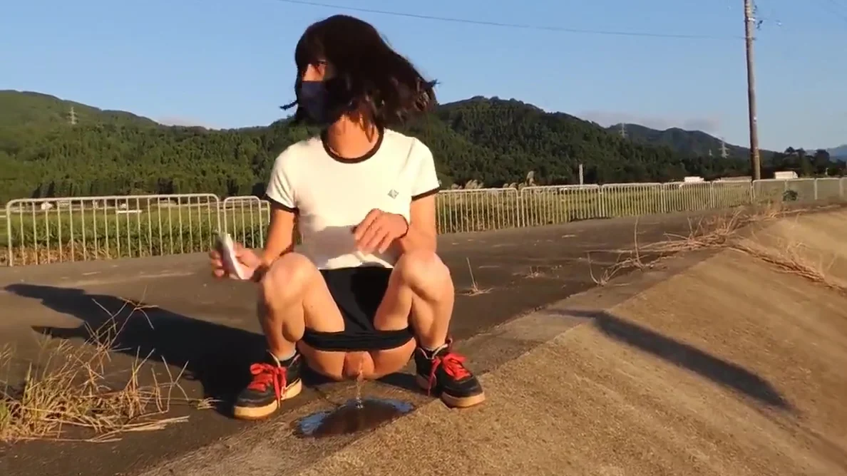 Tucked Asian Cd Outdoor Piss 2