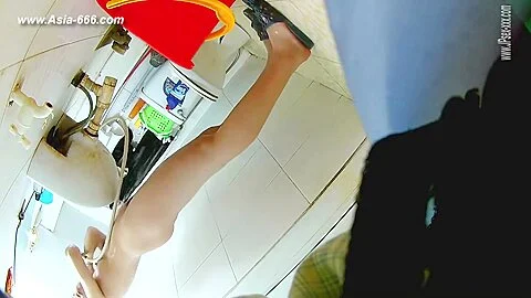 peeping chinese bath.67