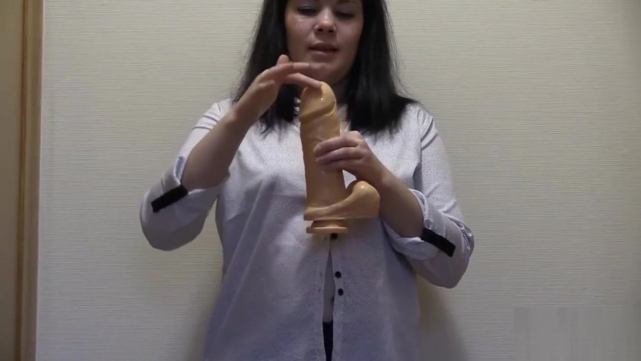 Huge Dildo in broken-ass Natasha