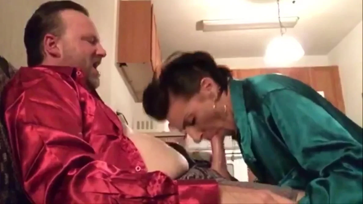 Cocksucker Satin Brunette Milf Lusts For The Satin King