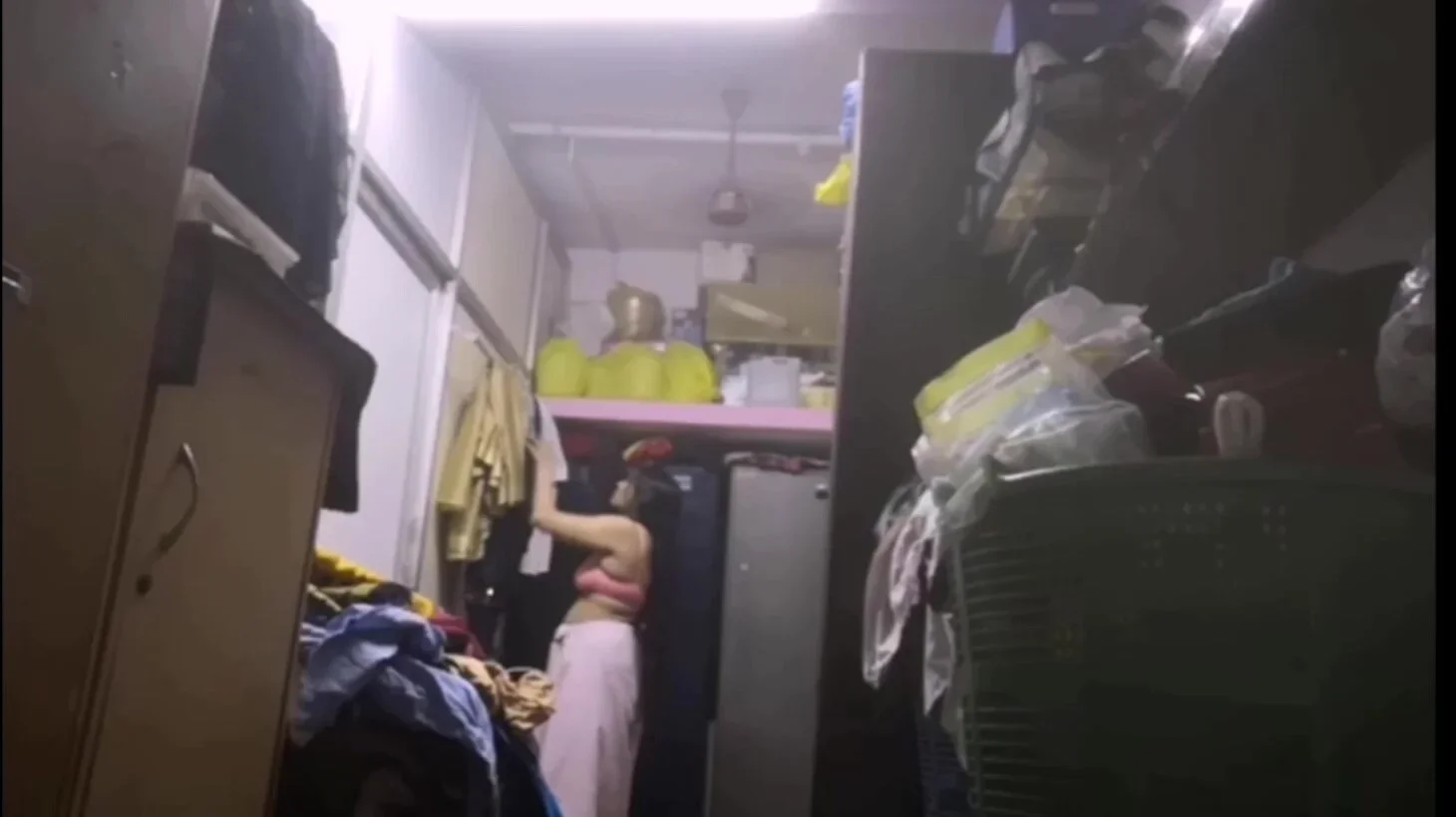 Muslim aunty saree changing video