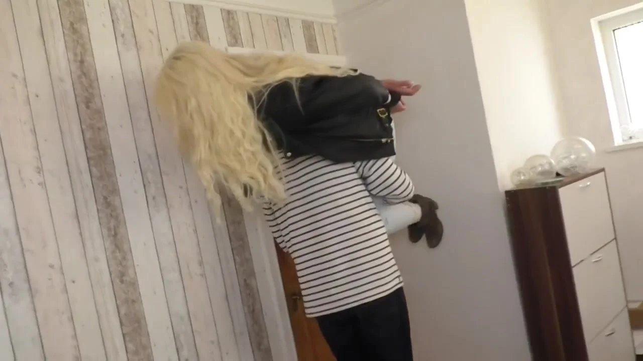 Crazy Porn Clip Milf , Its Amazing - Roxi Keogh
