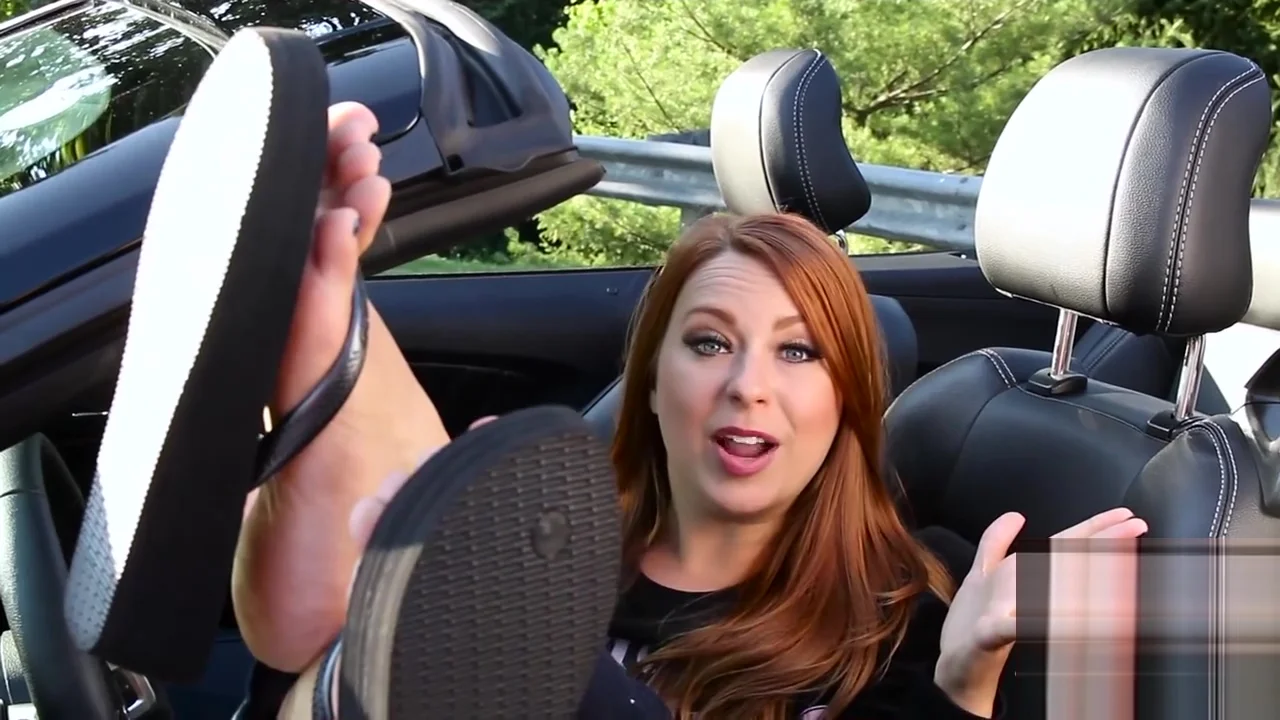 Zoe Voss Foot Fetish