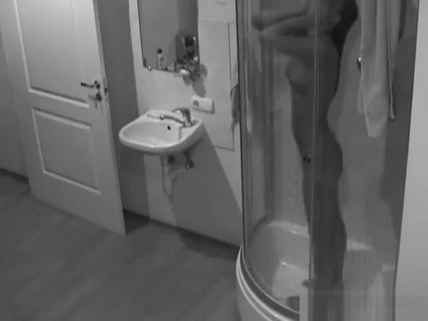 shower hot teen 18+