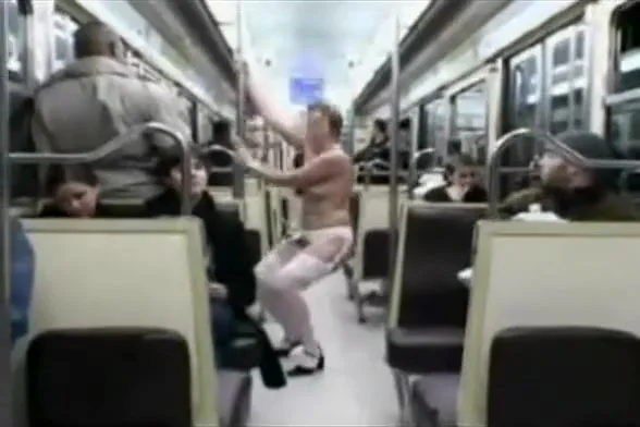 Shameless woman demonstrates curves in the bus