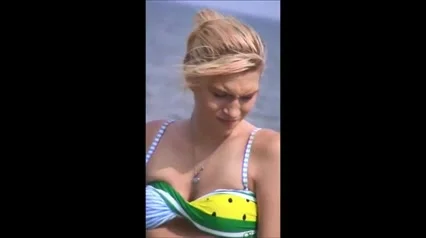 sexy milf crotch shot spy 180, cameltoe ,loose bikini