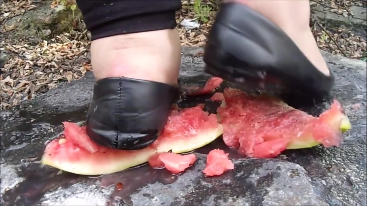 black flats crush