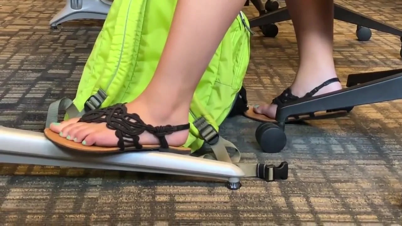 Chelsea Clayton feet