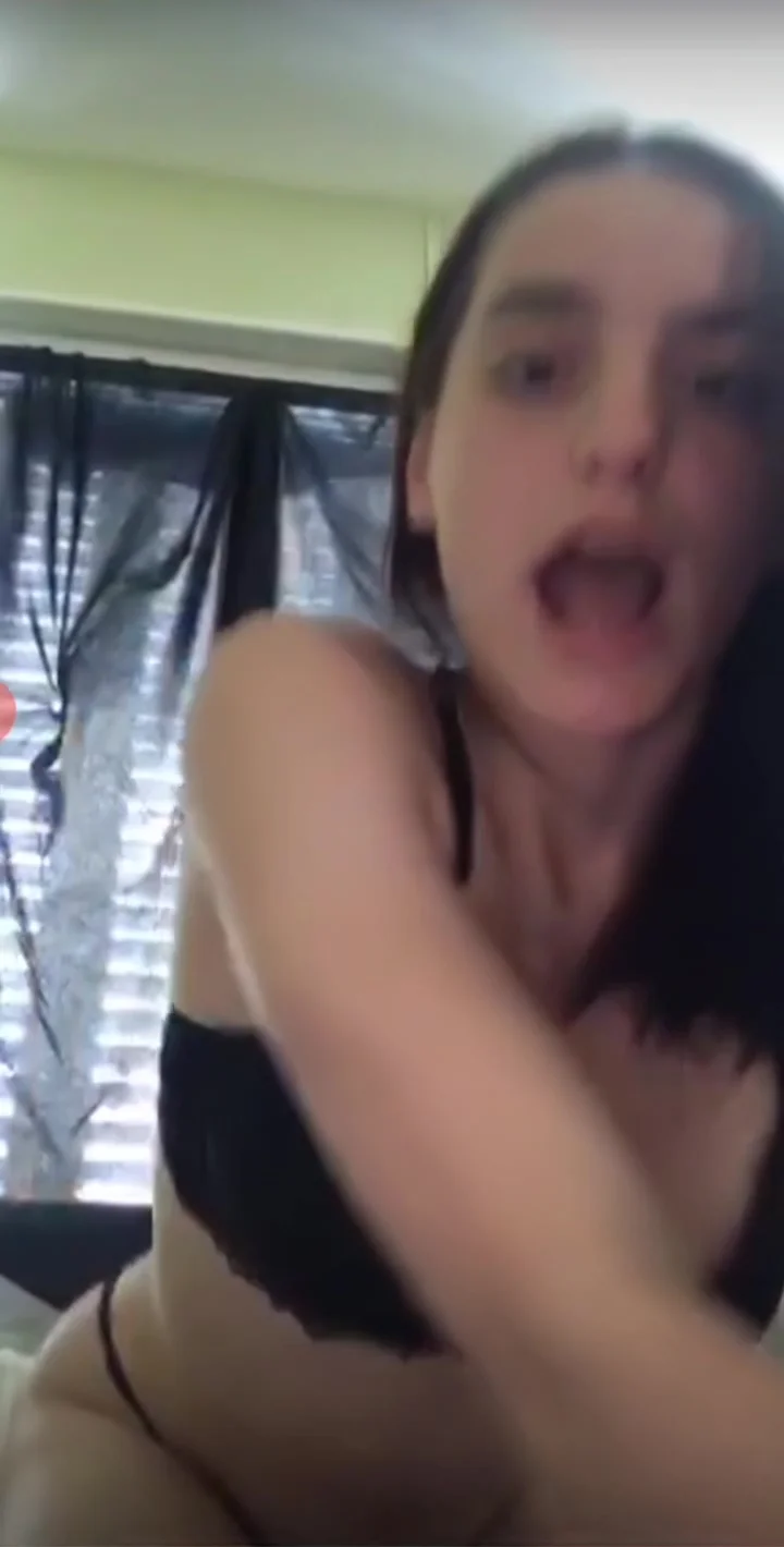 French Hottie Shakes Her Booty
