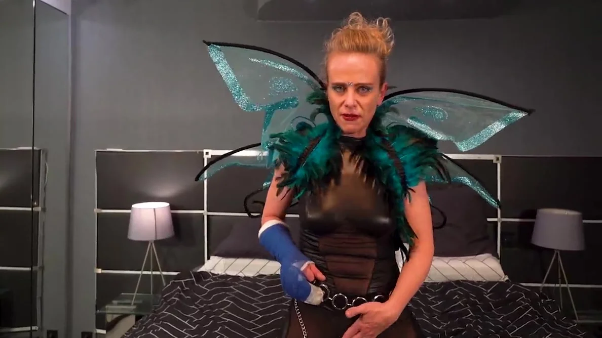 If Her Wings Were Real, Lockenlicht Would Fly Away After This Cosplay Solo Sex