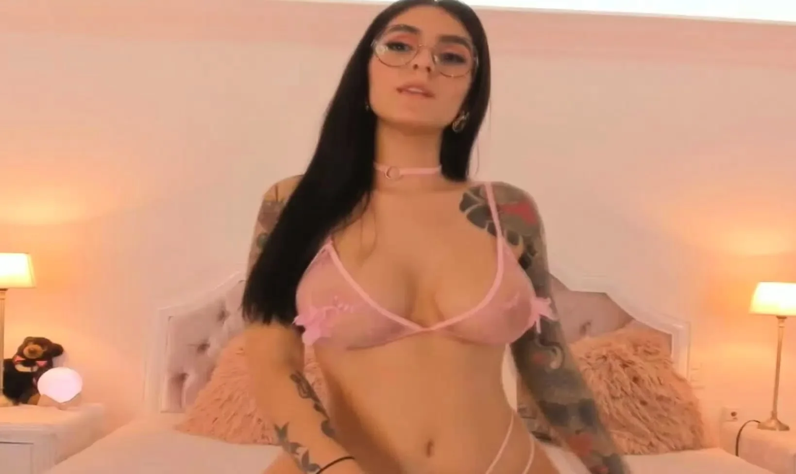 Pretty Busty Babe Rides and Toys her Ass