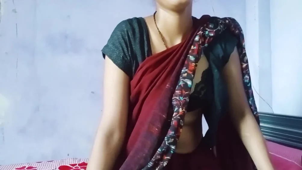 Indian 20 Years Old Desi Bhabhi Was Cheating By Hasbend She Was Hard Sex With Dever Clear Hindi Language