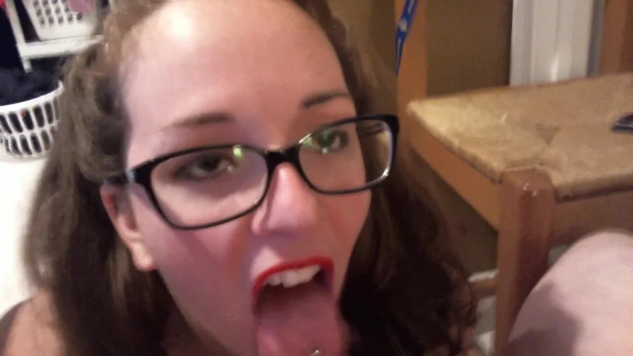 Nerdy Wife Sucks My cock and plays with pussy