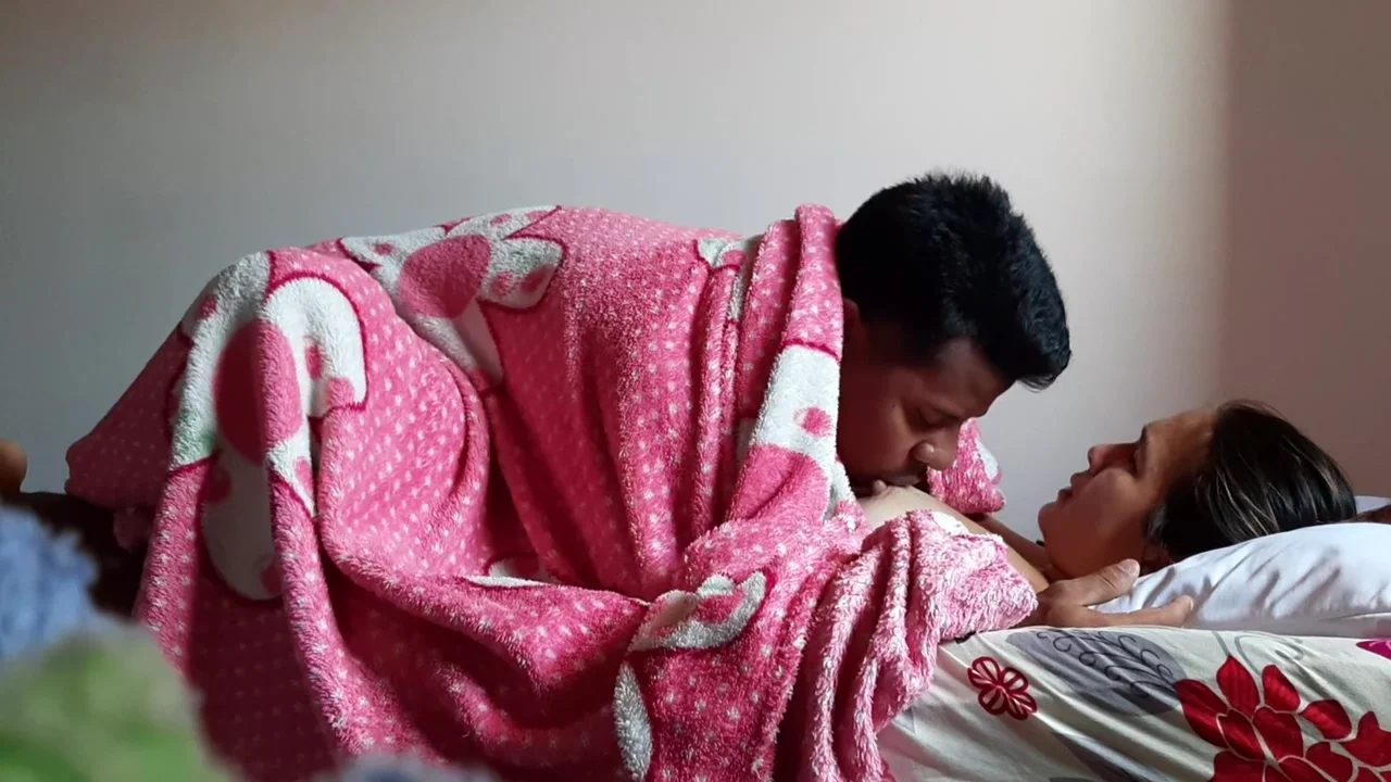 I See My Stepsister Lying Down And I Fuck Her How Delicious I Suck Her Tits