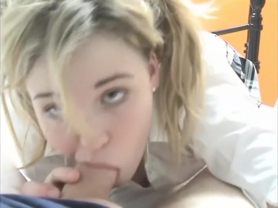 Nadia Elaina Amateur POV Blowjob